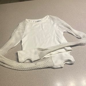 Ladies crop top with mesh sleeves